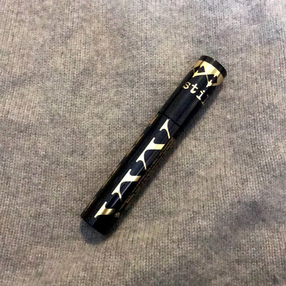 Stila Magnum mascara full size